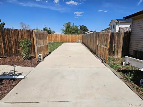 4304 S Ceylon Street Aurora CO 80015