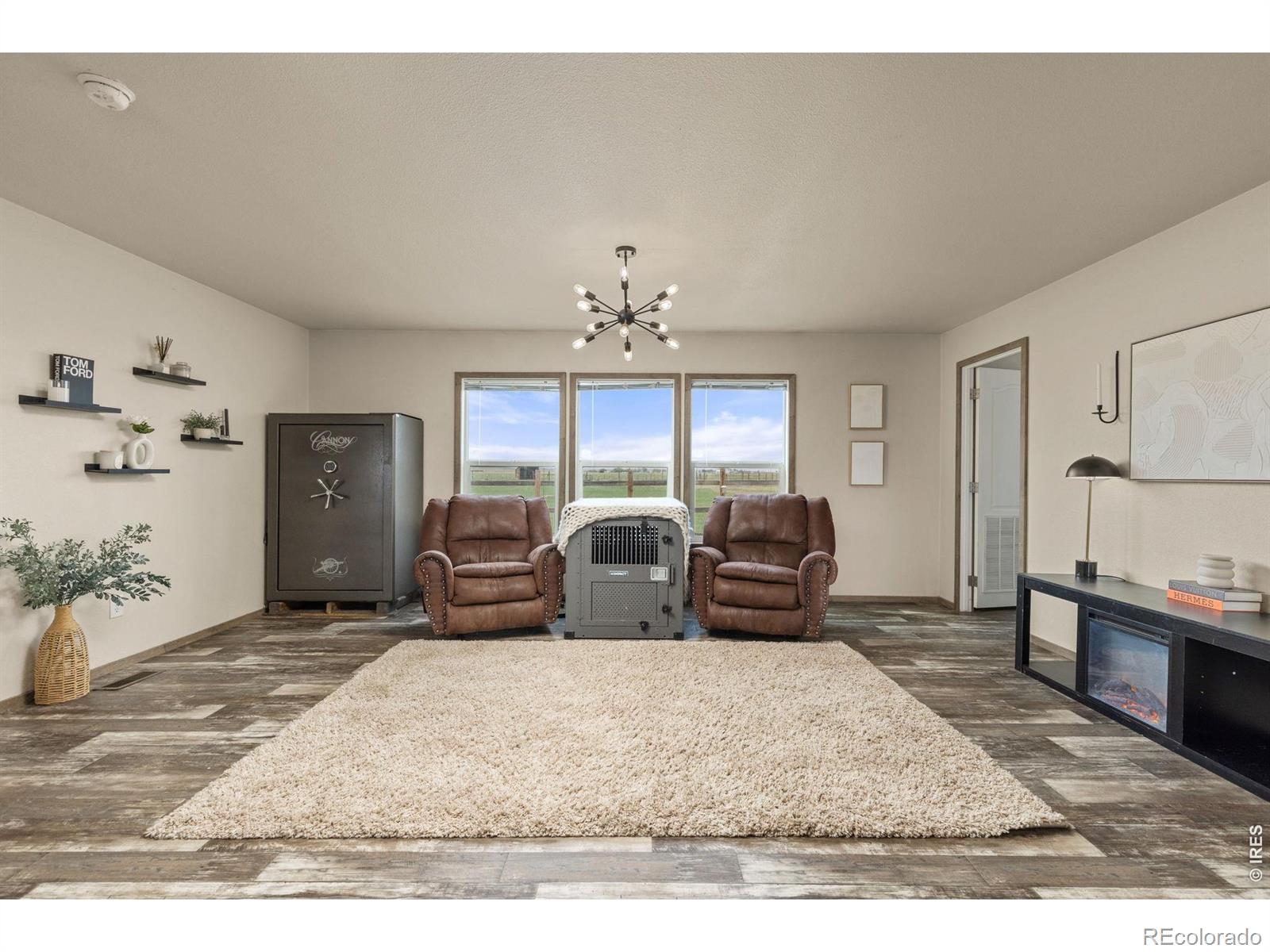10395 County Road 112 Carr CO 80612