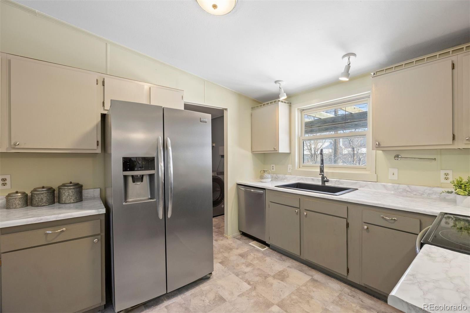 8646 S Carr Street Littleton CO 80128