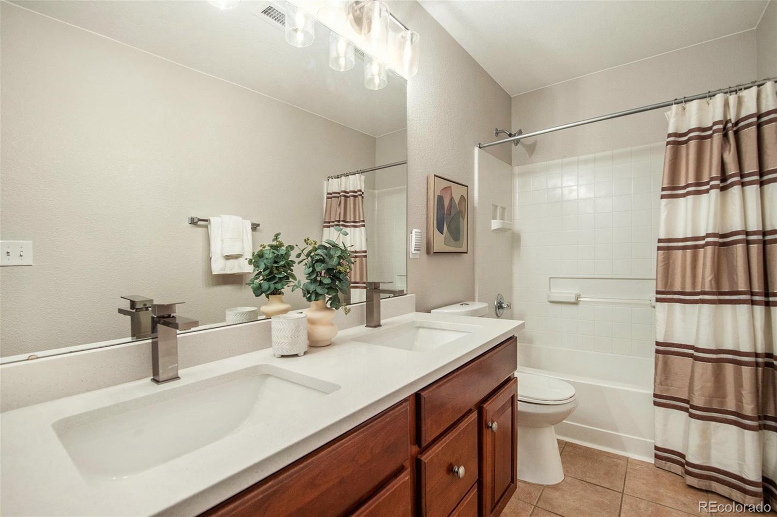 3455 Florence Way Denver CO 80238