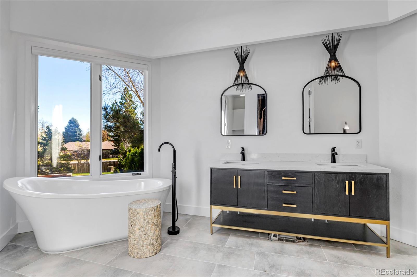 5200 Sunset Drive Bow Mar CO 80123