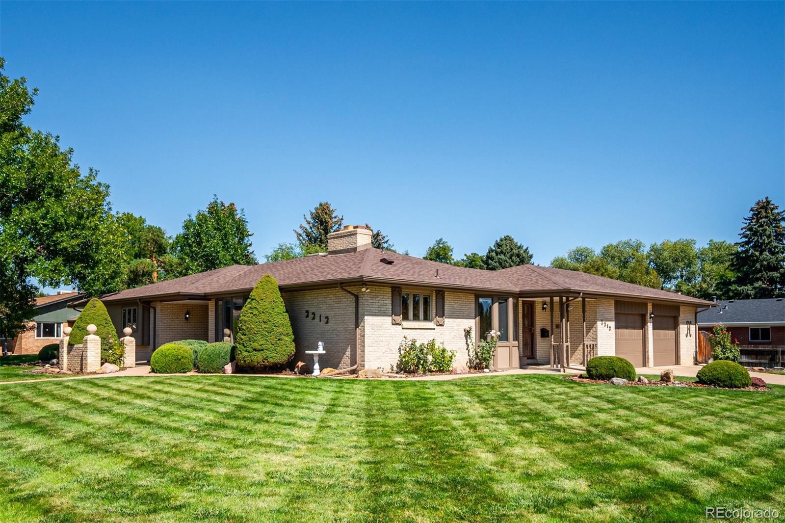 2212 Ammons Street Lakewood CO 80214