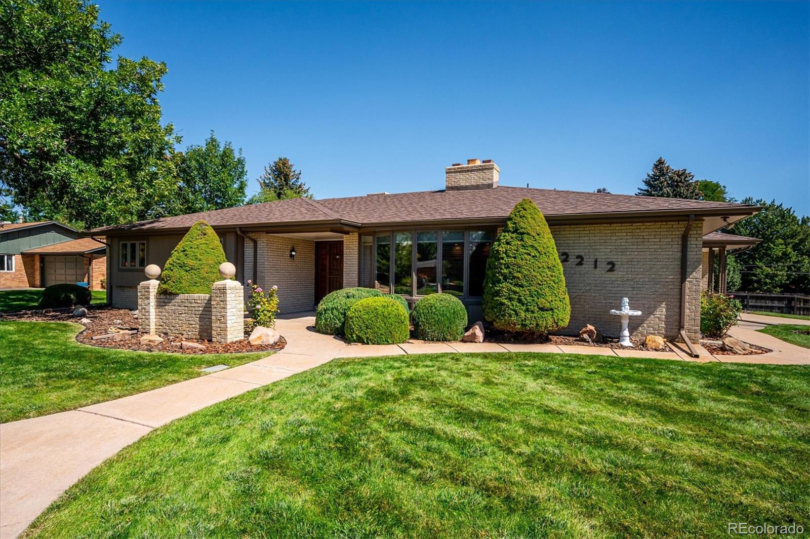 2212 Ammons Street Lakewood CO 80214