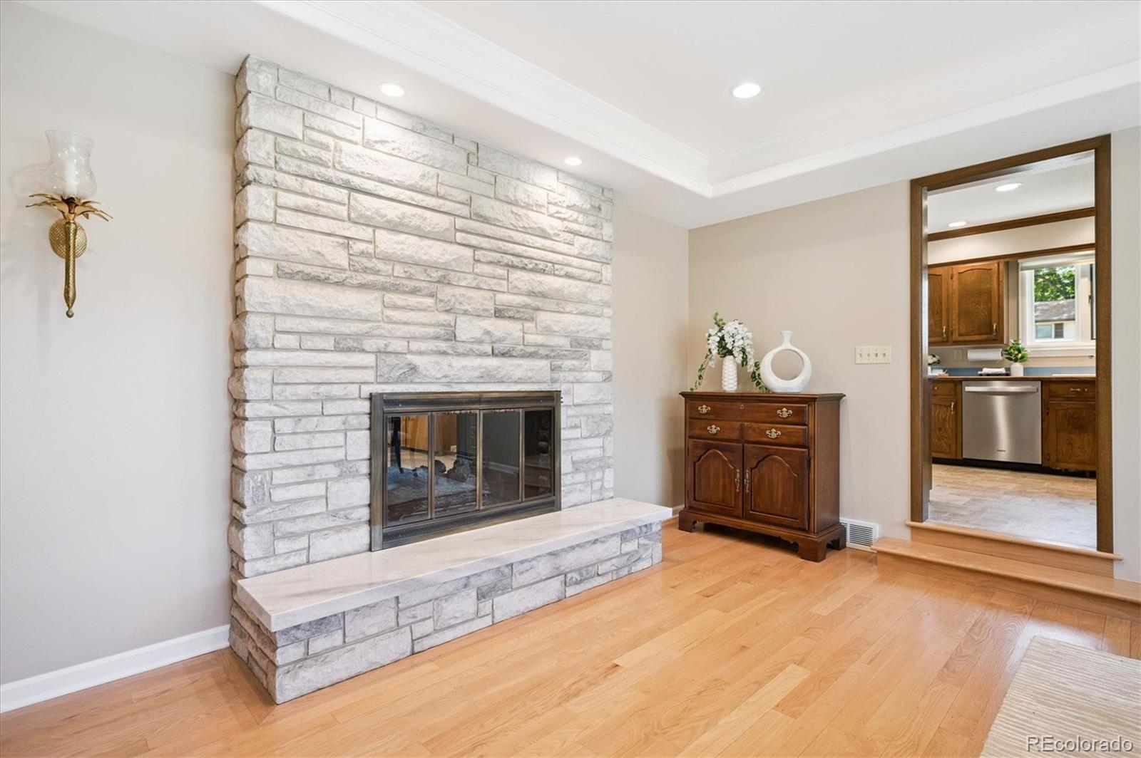 2212 Ammons Street Lakewood CO 80214