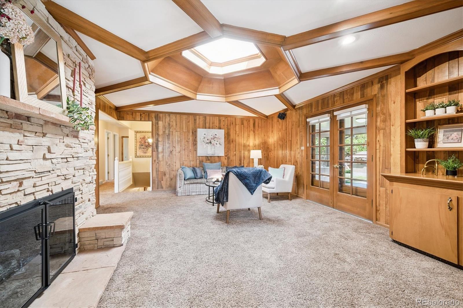 2212 Ammons Street Lakewood CO 80214