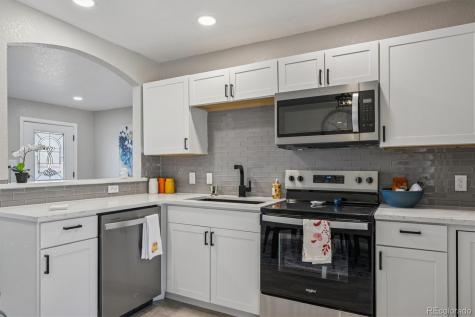 840 Kingston Street Aurora CO 80010