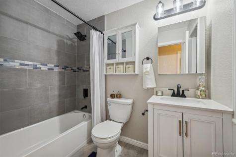 840 Kingston Street Aurora CO 80010