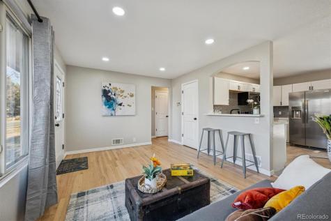 840 Kingston Street Aurora CO 80010