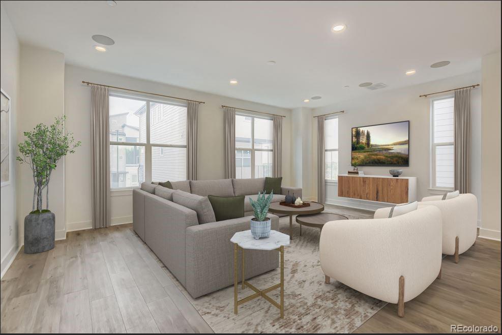 10886 E Hinsdale Circle Centennial CO 80112