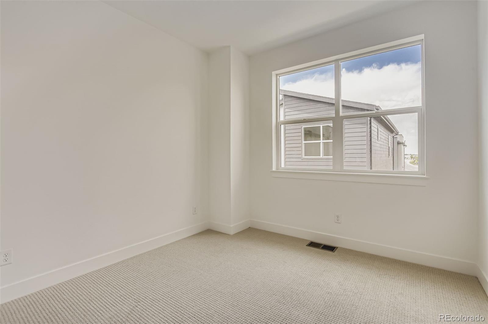 10886 E Hinsdale Circle Centennial CO 80112