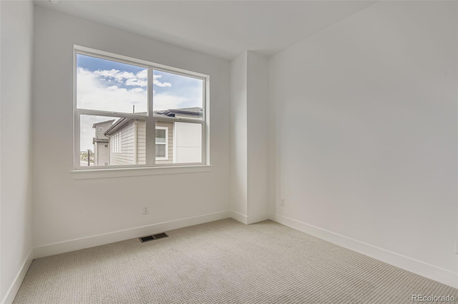 10886 E Hinsdale Circle Centennial CO 80112