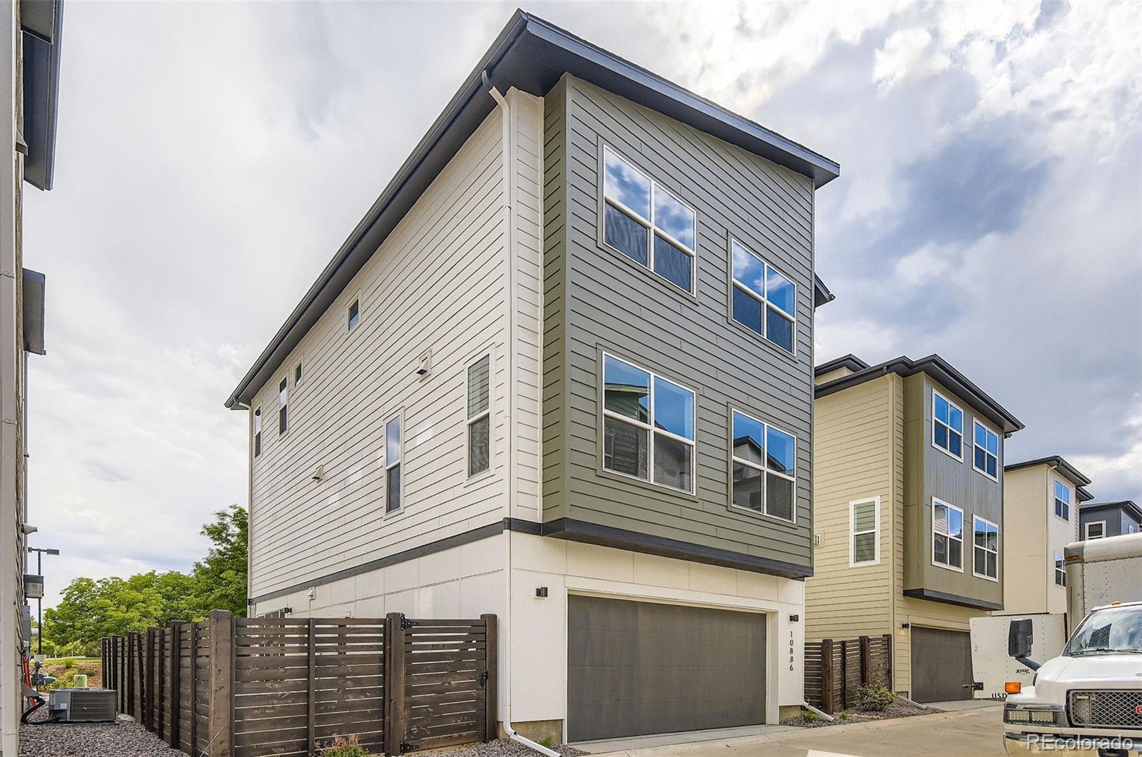 10886 E Hinsdale Circle Centennial CO 80112
