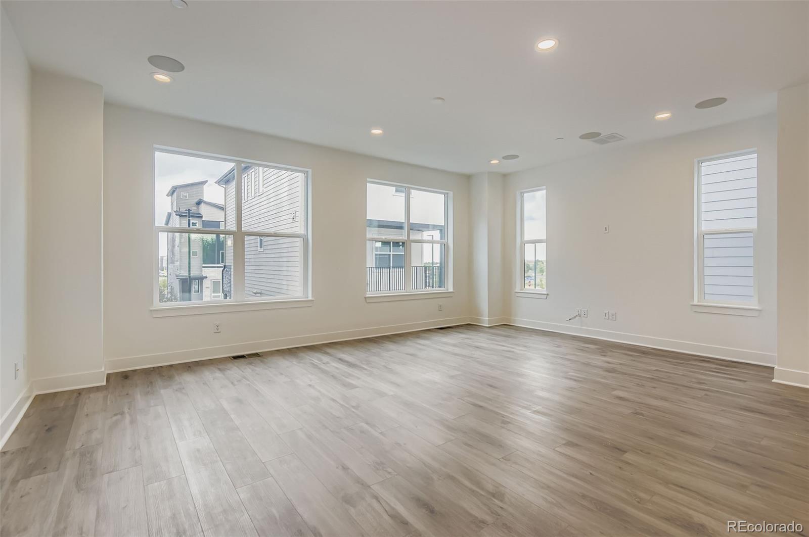 10886 E Hinsdale Circle Centennial CO 80112