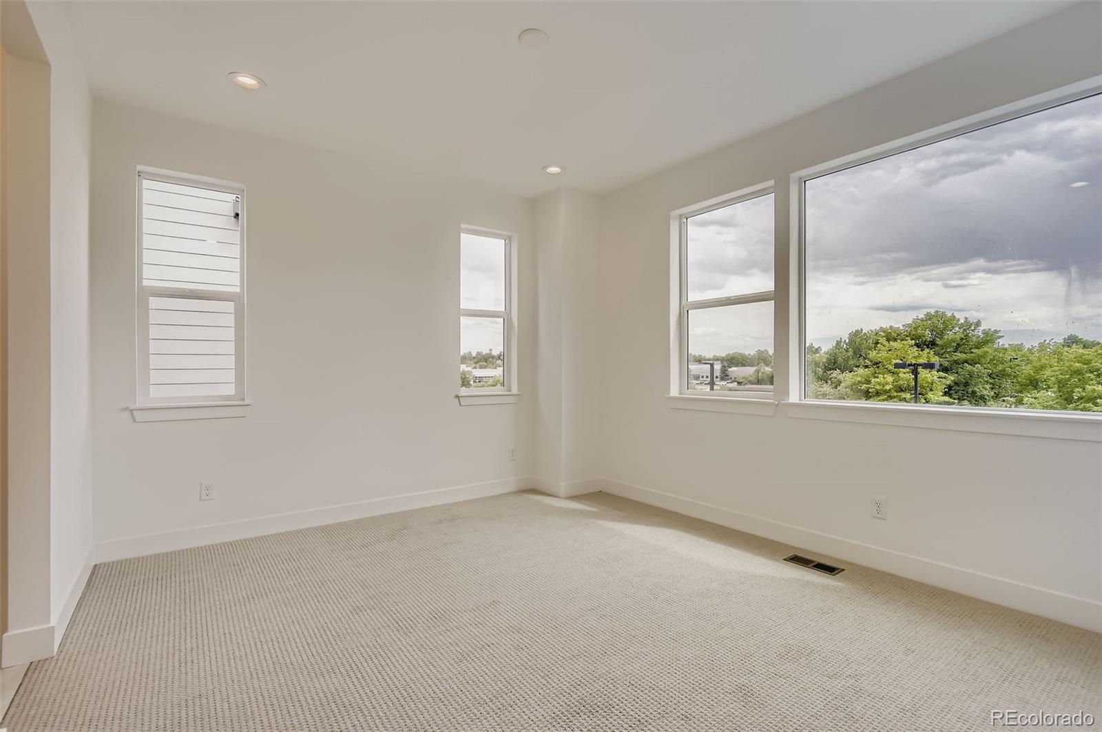 10886 E Hinsdale Circle Centennial CO 80112