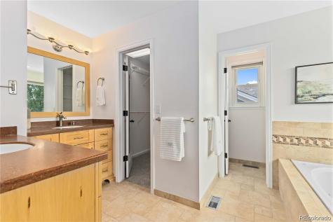 8642 Canongate Lane Highlands Ranch CO 80130