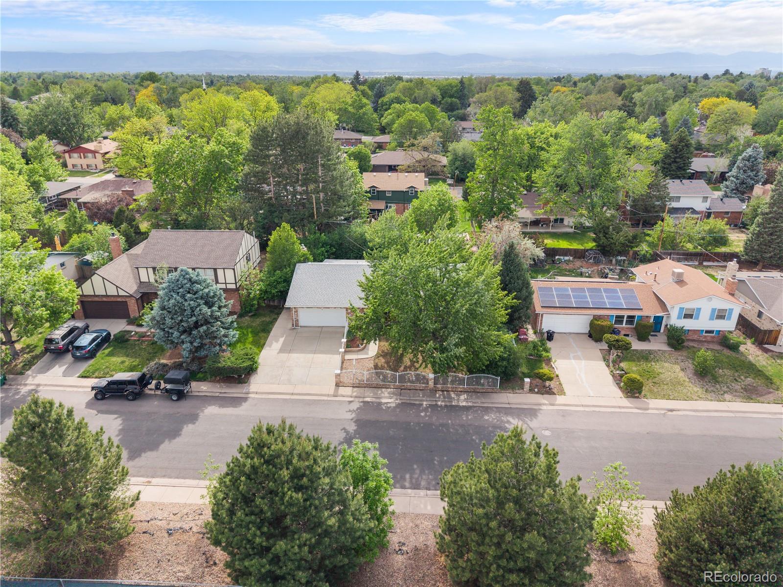 2647 S Linden Court Denver CO 80222