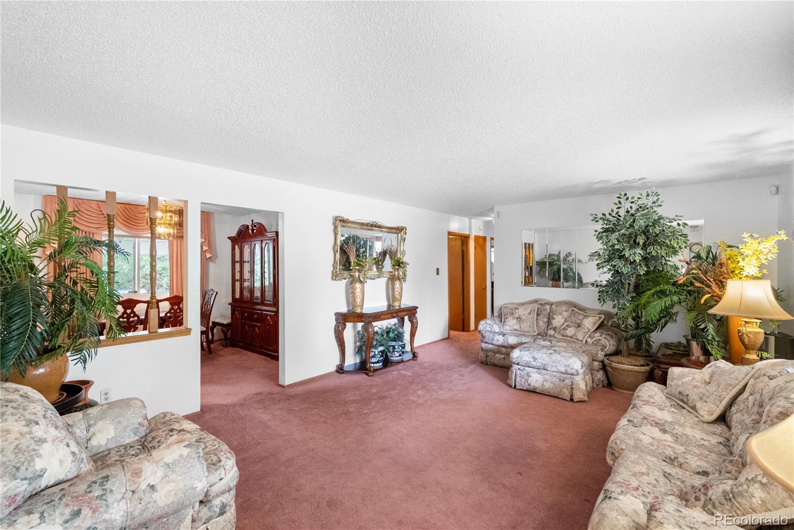 2647 S Linden Court Denver CO 80222