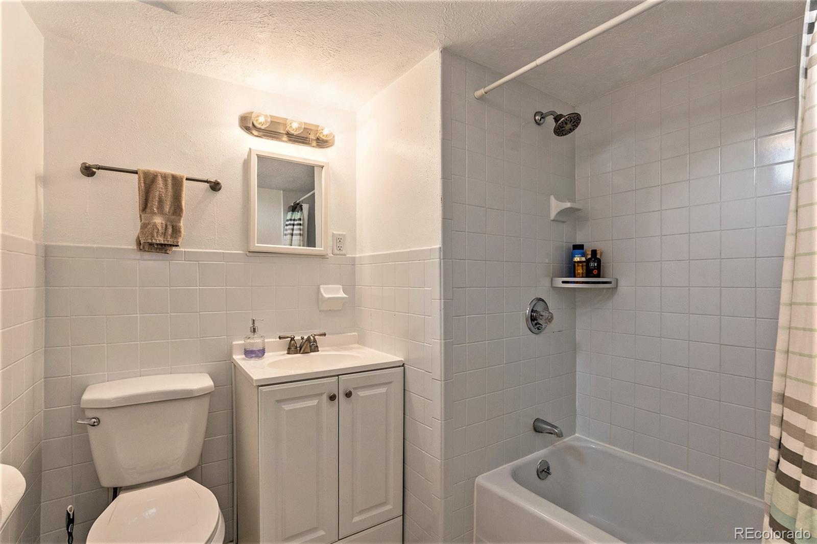 3526 Ivanhoe Street Denver CO 80207