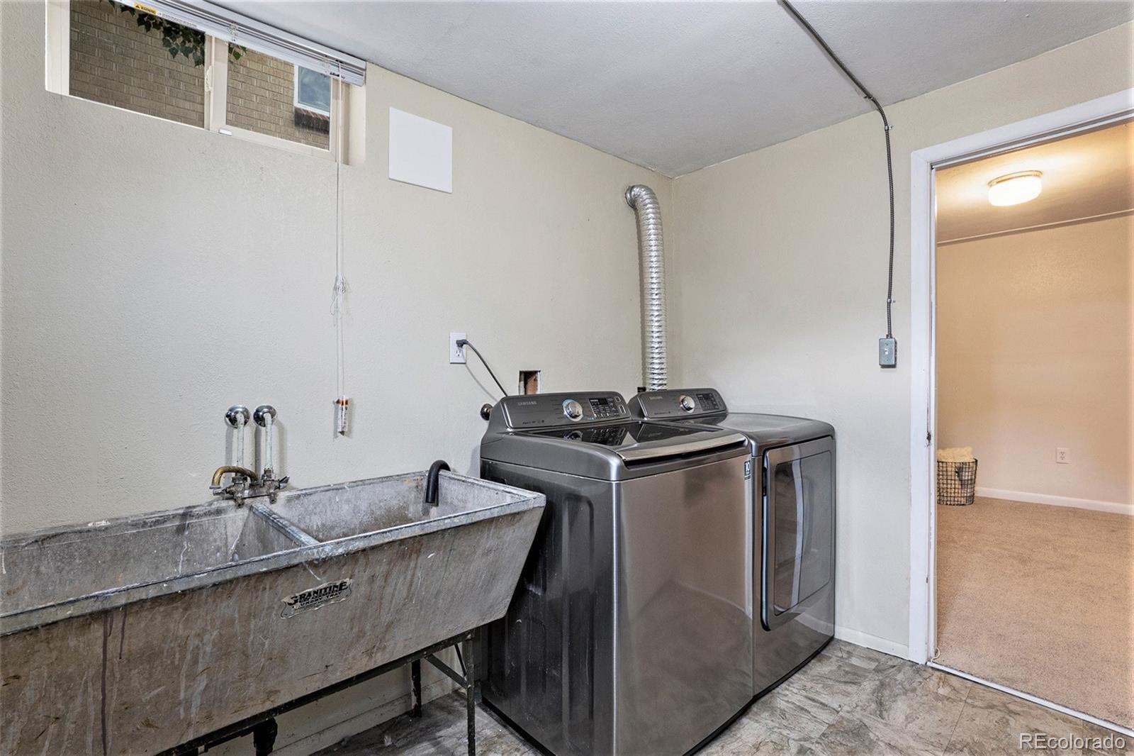 3526 Ivanhoe Street Denver CO 80207
