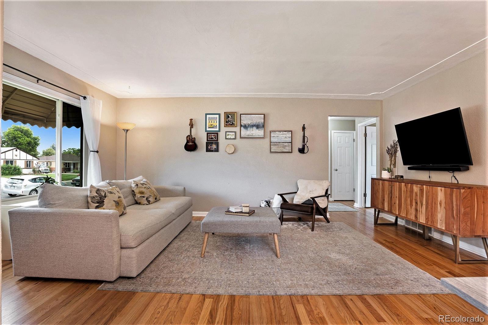 3526 Ivanhoe Street Denver CO 80207
