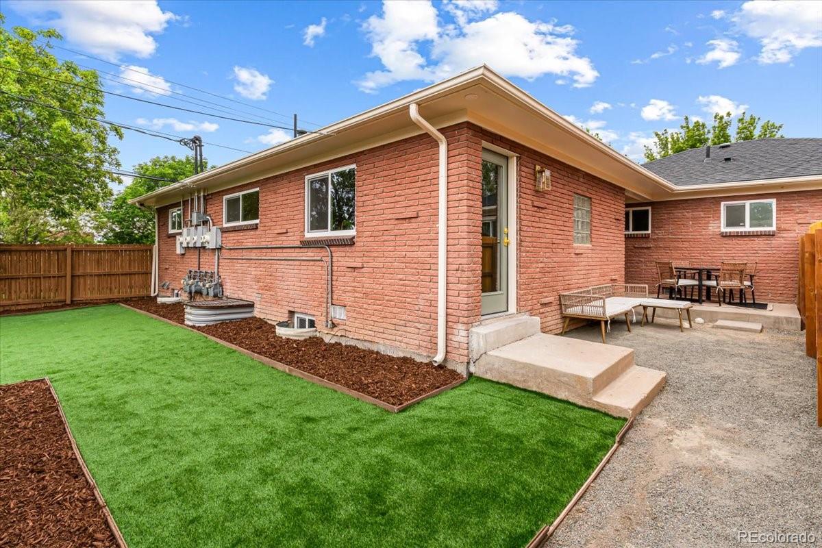 3385 N Kearney Street Denver CO 80207