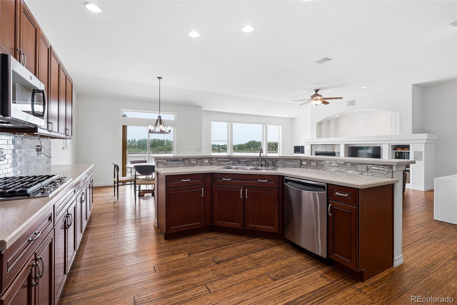 1744 Edgewater Place Longmont CO 80504