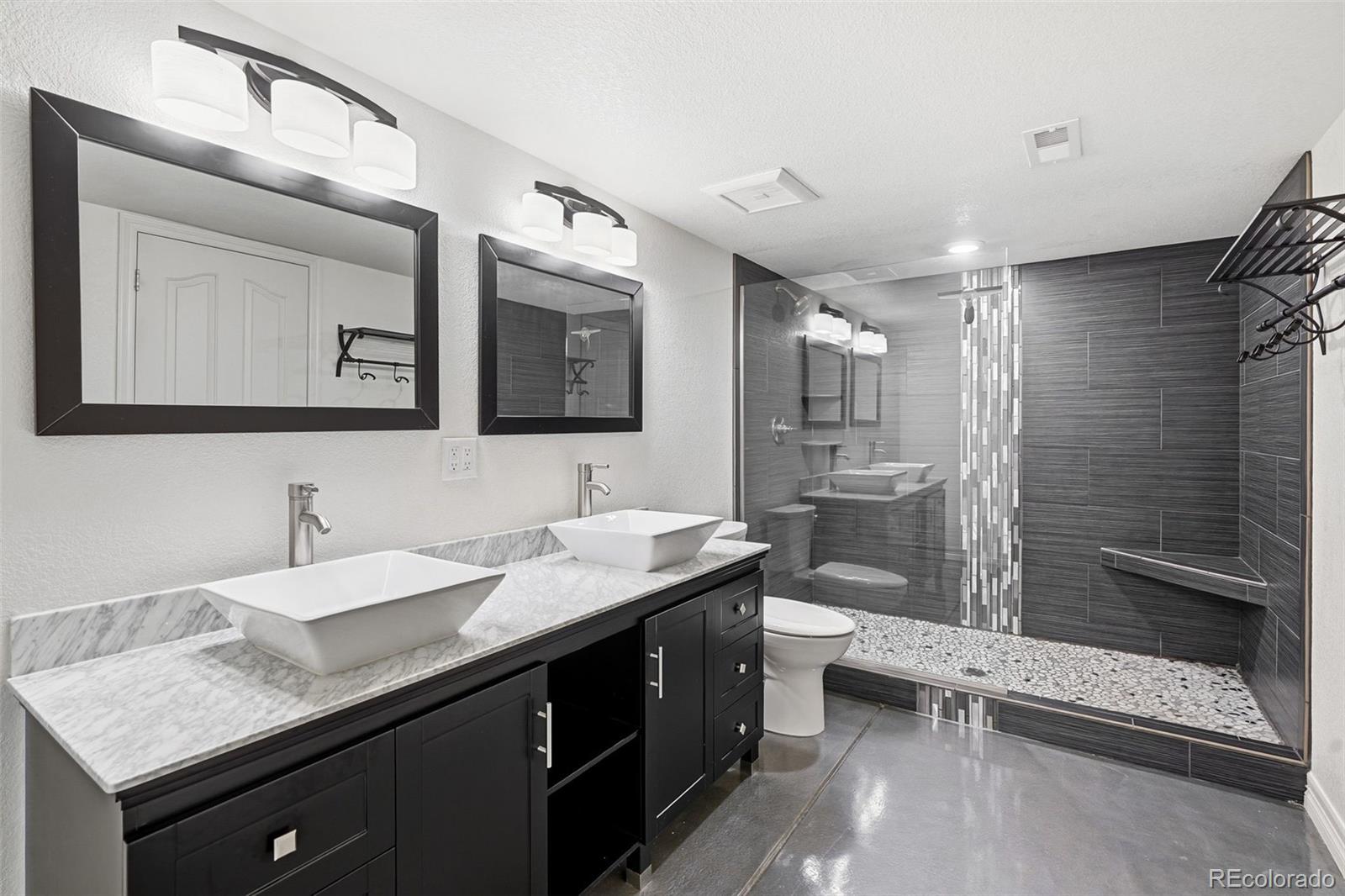 1744 Edgewater Place Longmont CO 80504