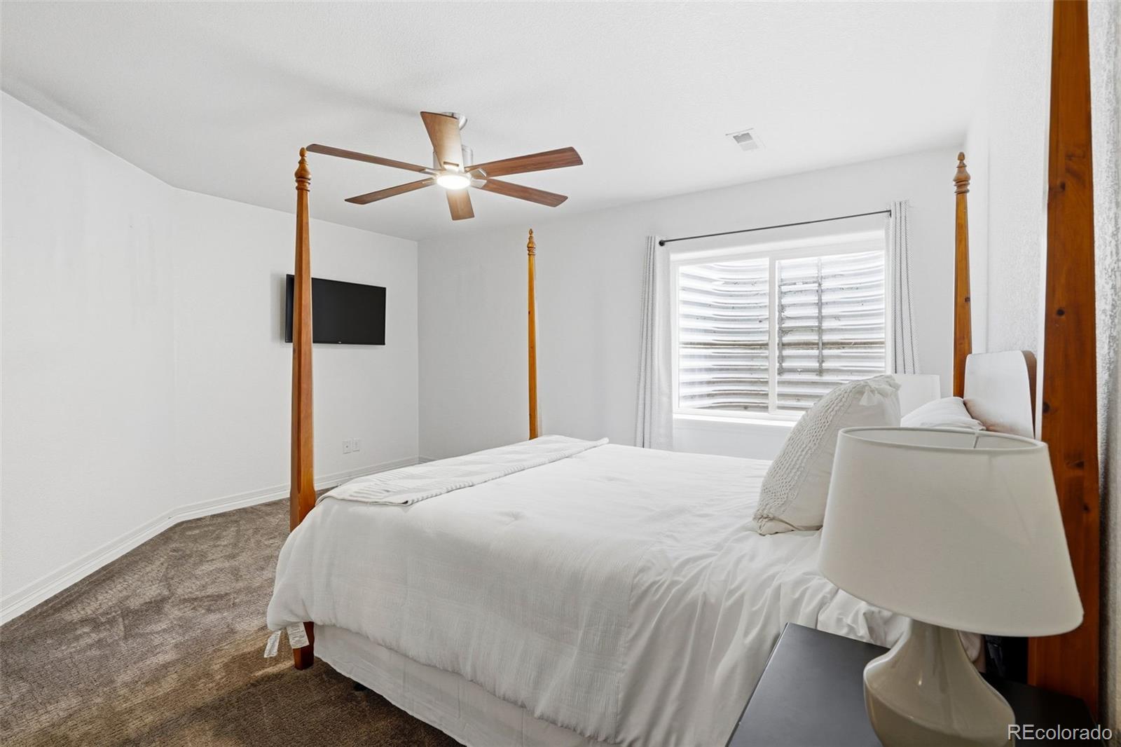 1744 Edgewater Place Longmont CO 80504