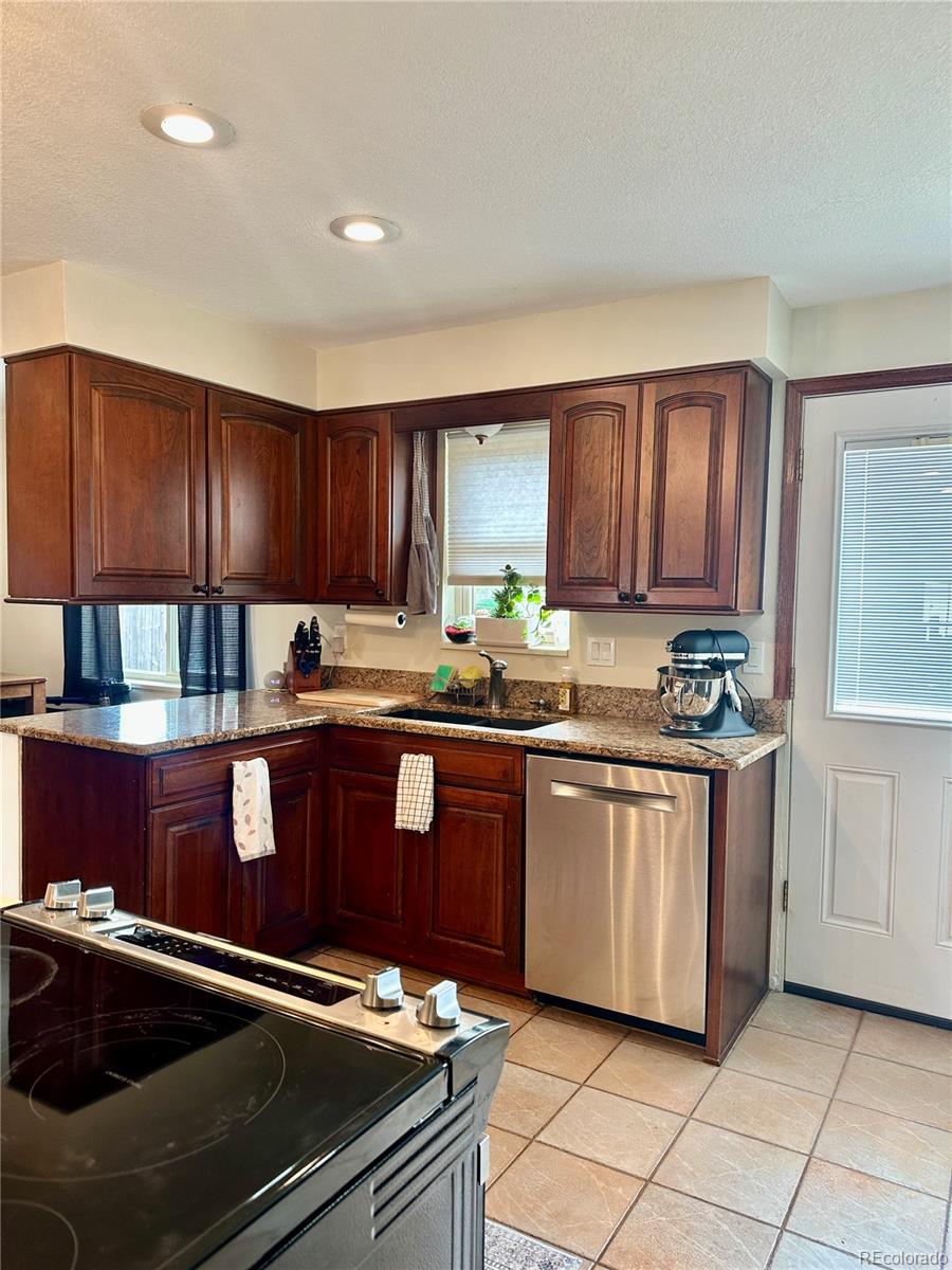 11363 Newland Street Westminster CO 80020