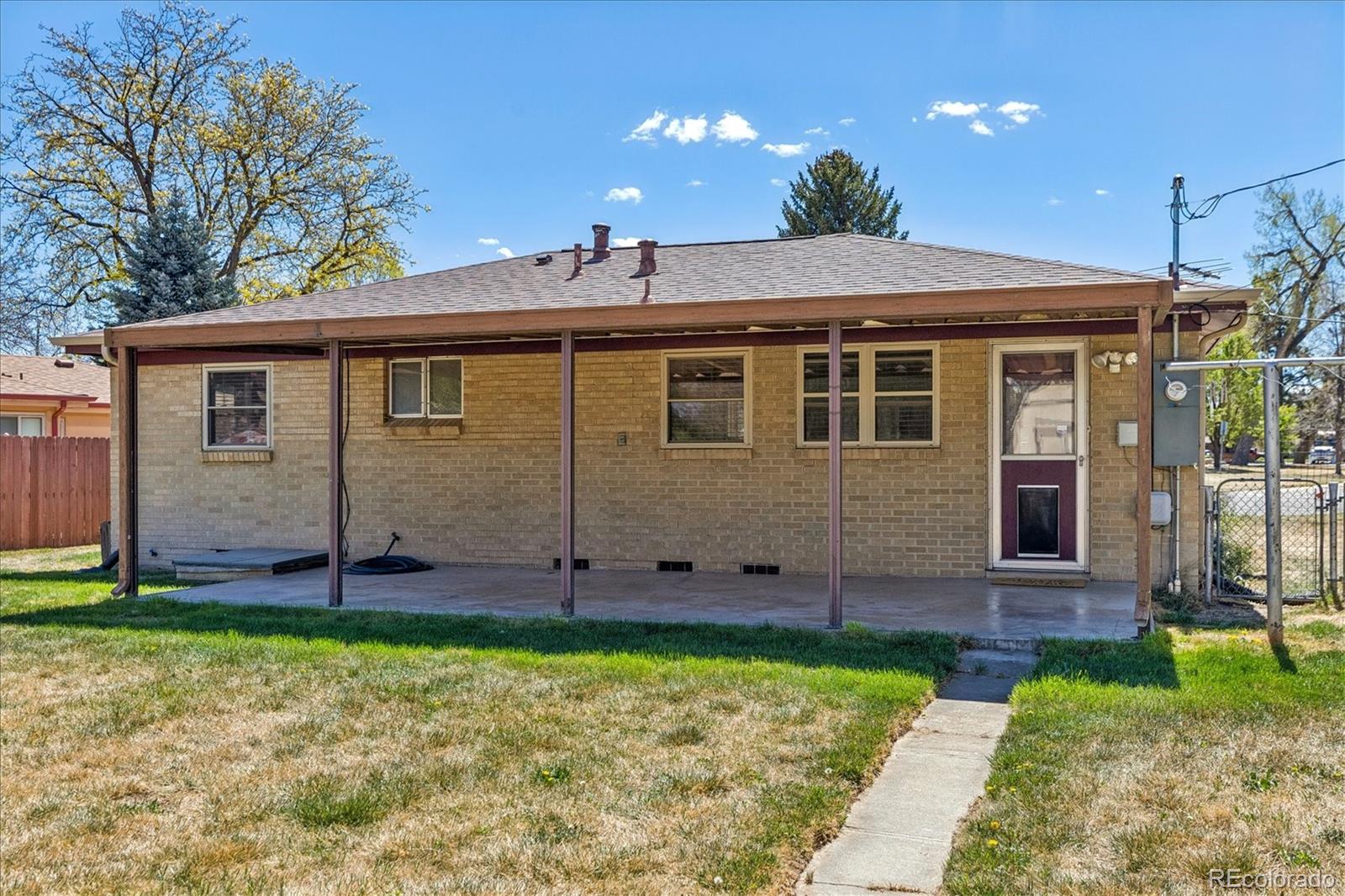 5755 Dover Street Arvada CO 80002