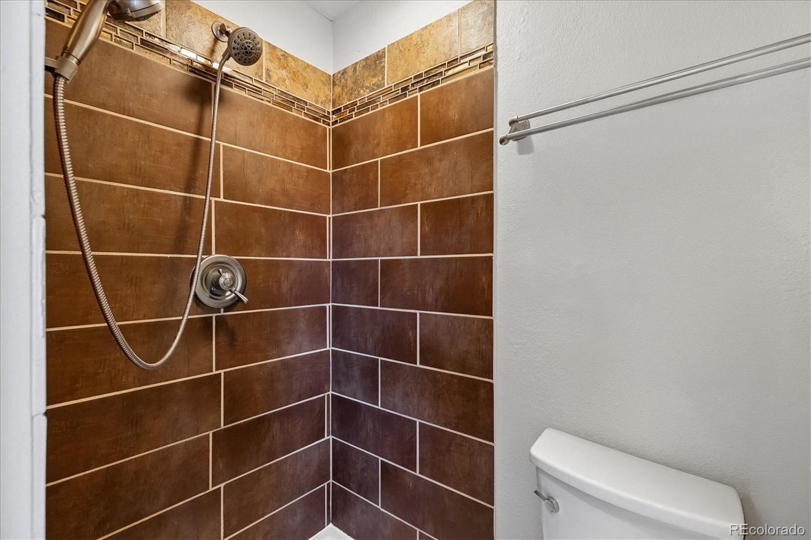 5755 Dover Street Arvada CO 80002