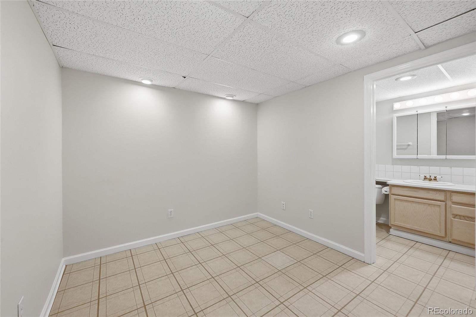 2688 S Macon Court Aurora CO 80014