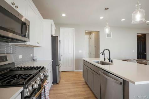 27837 E 9th Lane Aurora CO 80018