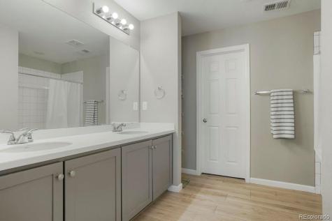 27837 E 9th Lane Aurora CO 80018