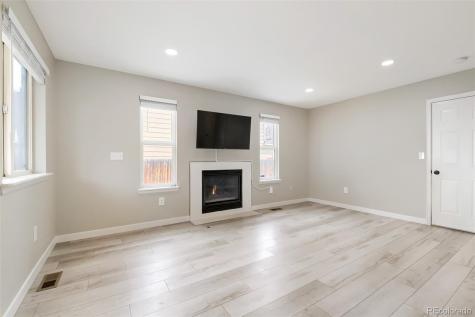 12831 Royal Court Broomfield CO 80020