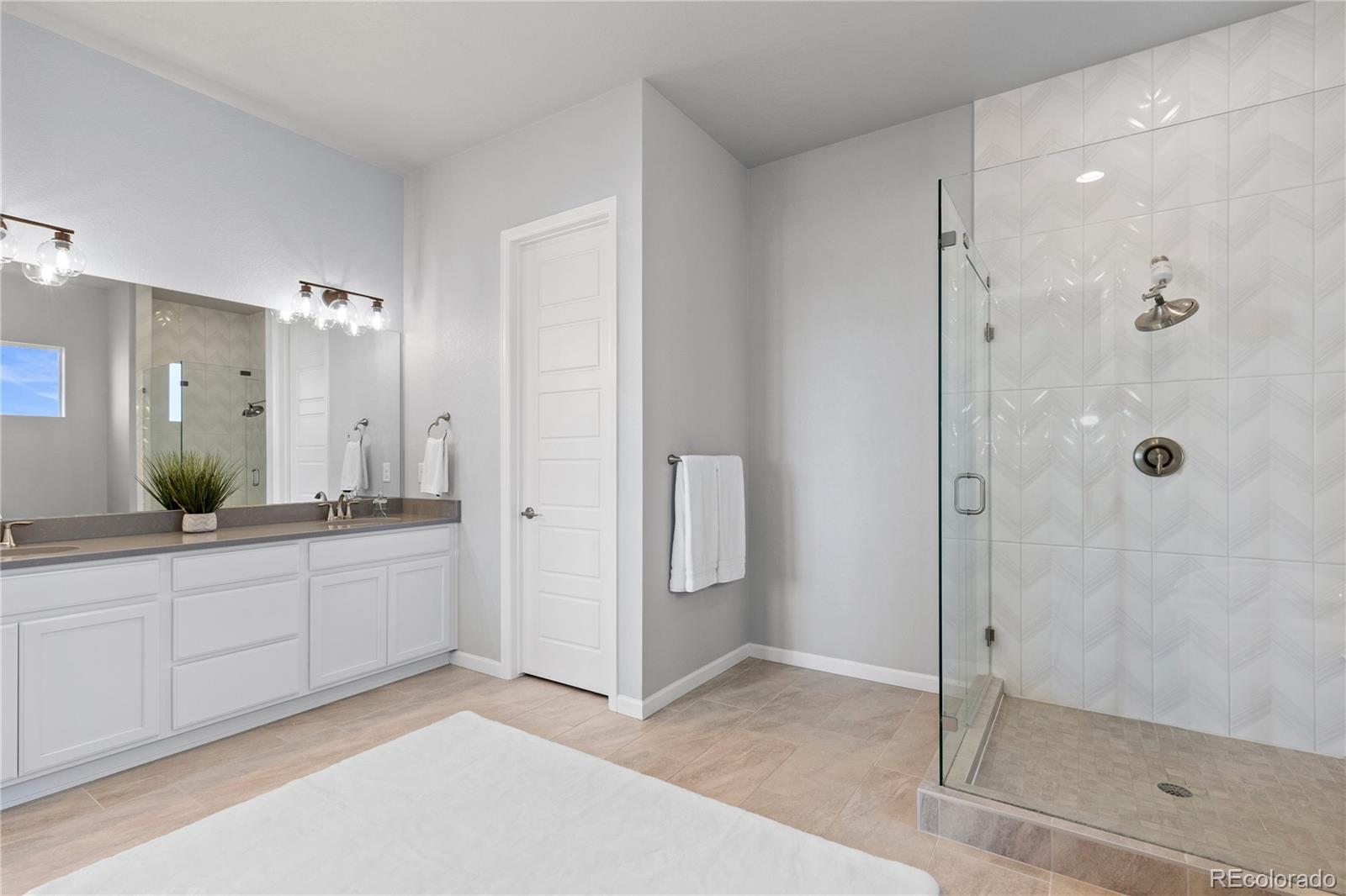 6685 Kenzie Circle Castle Pines CO 80108