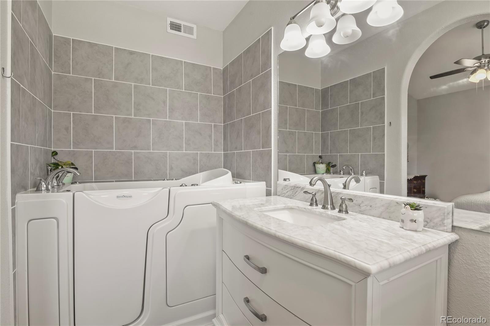 932 Pinecrest Drive Pueblo CO 81005