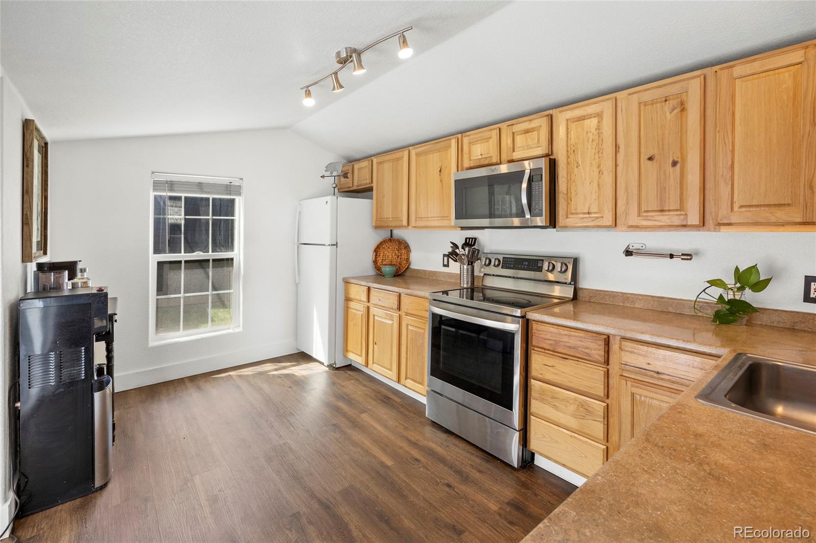 24331 Main Street Elbert CO 80106