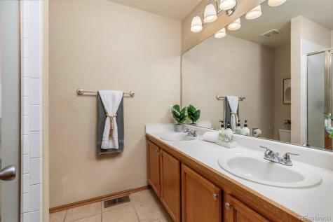 5228 S Jericho Way Centennial CO 80015