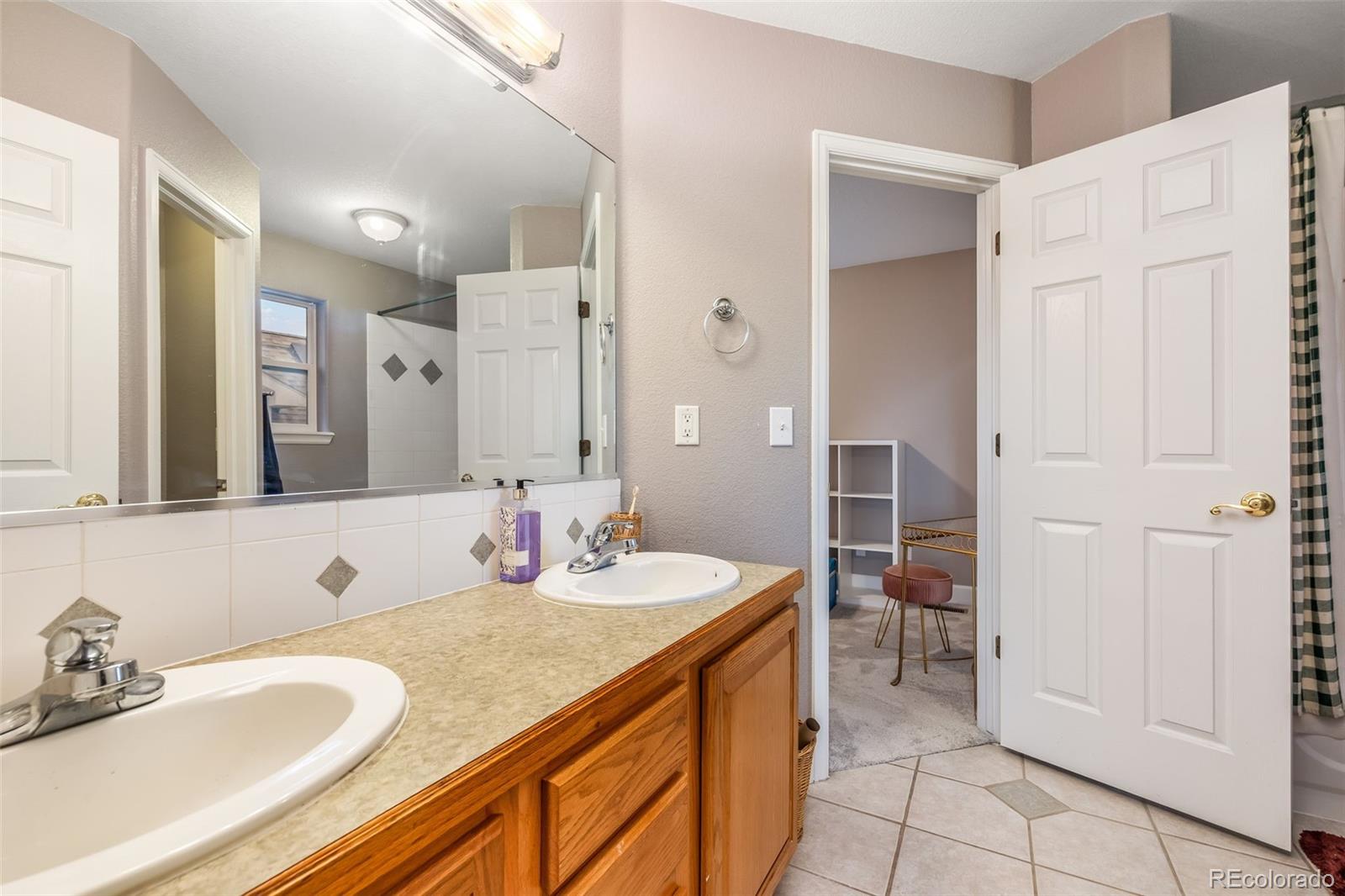 2046 Falcon Drive Longmont CO 80503