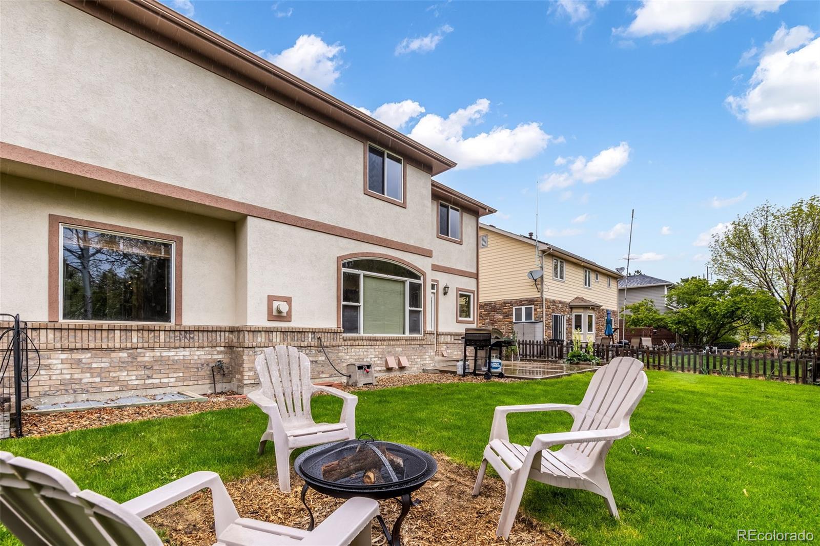 2046 Falcon Drive Longmont CO 80503