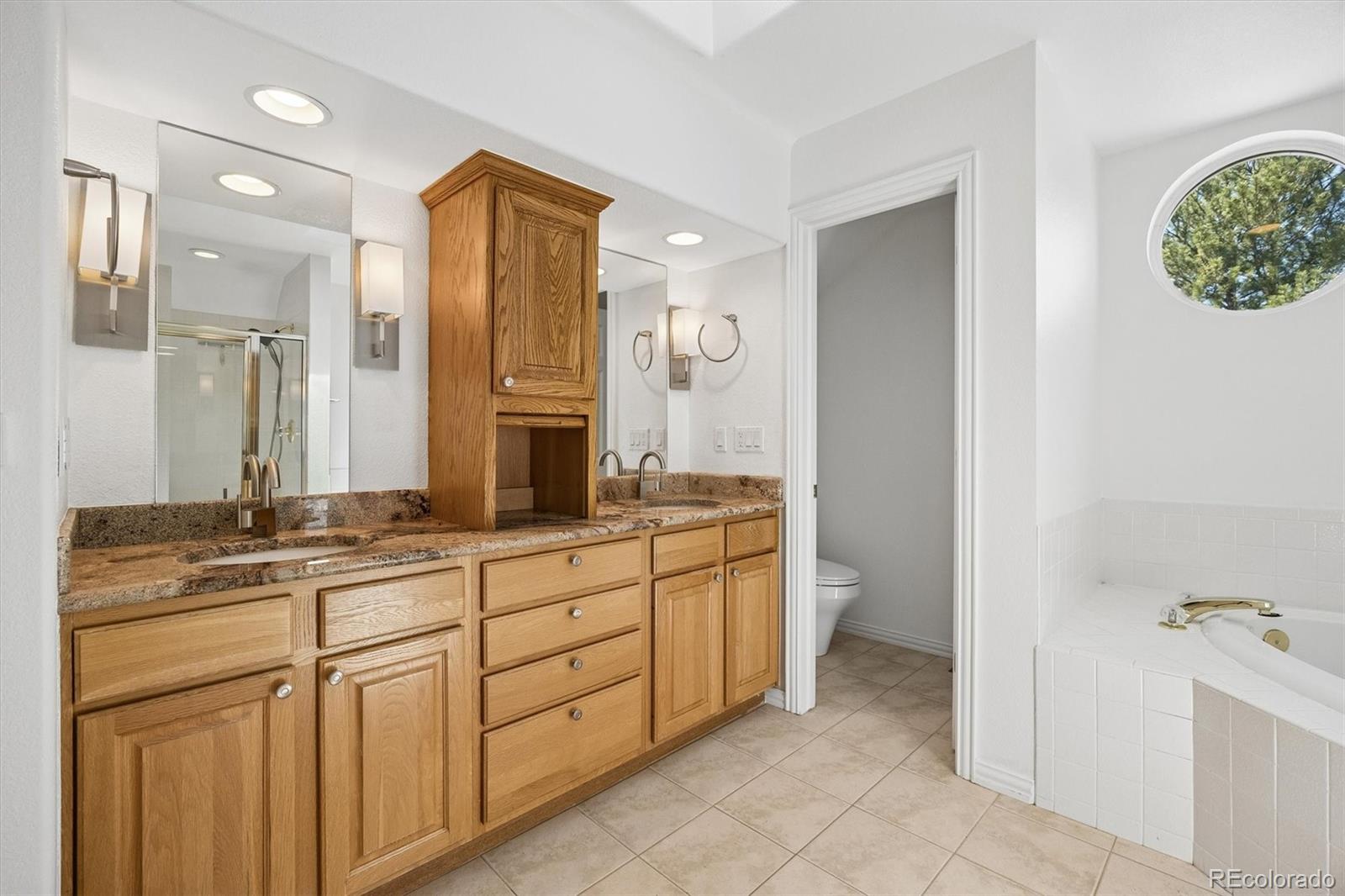 1011 S Valentia Street Denver CO 80247