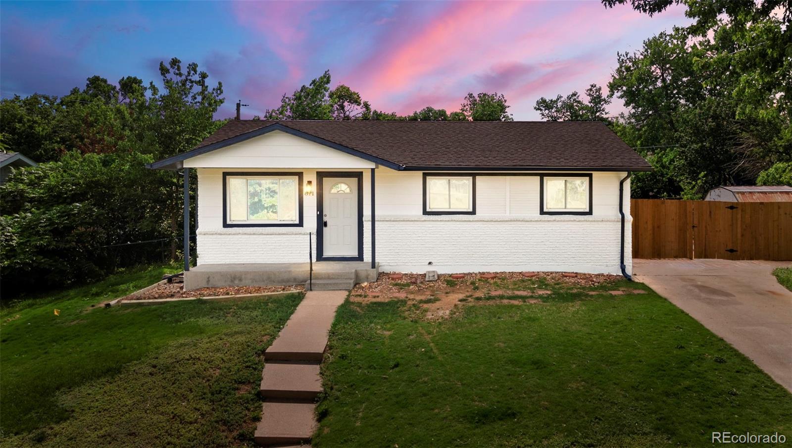 871 S Worchester Street Aurora CO 80012