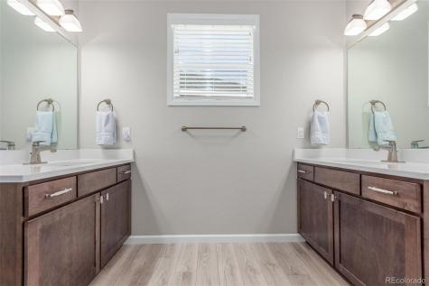 6560 S Addison Way Aurora CO 80016