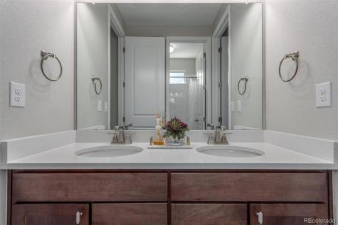 6560 S Addison Way Aurora CO 80016