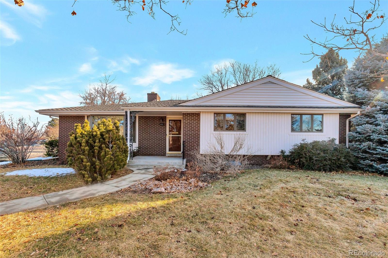 Denver CO, 596 S Olive Way