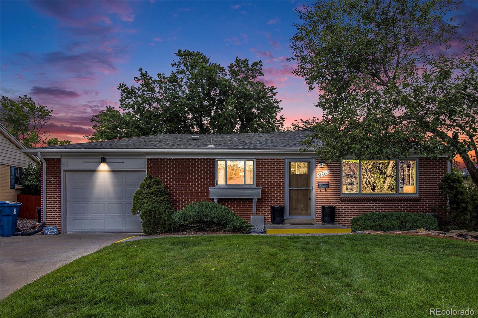 Broomfield CO, 900 Marble Street