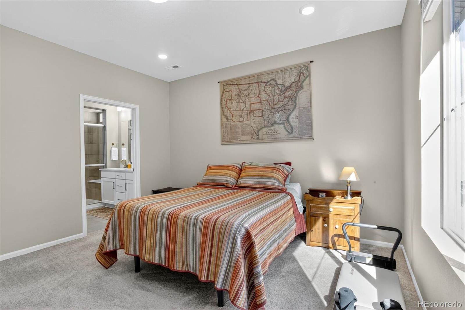 5136 N Quemoy Court Aurora CO 80019