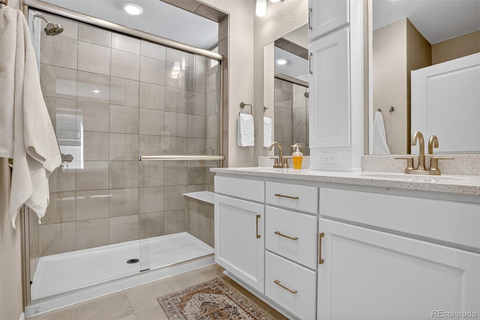 5136 N Quemoy Court Aurora CO 80019