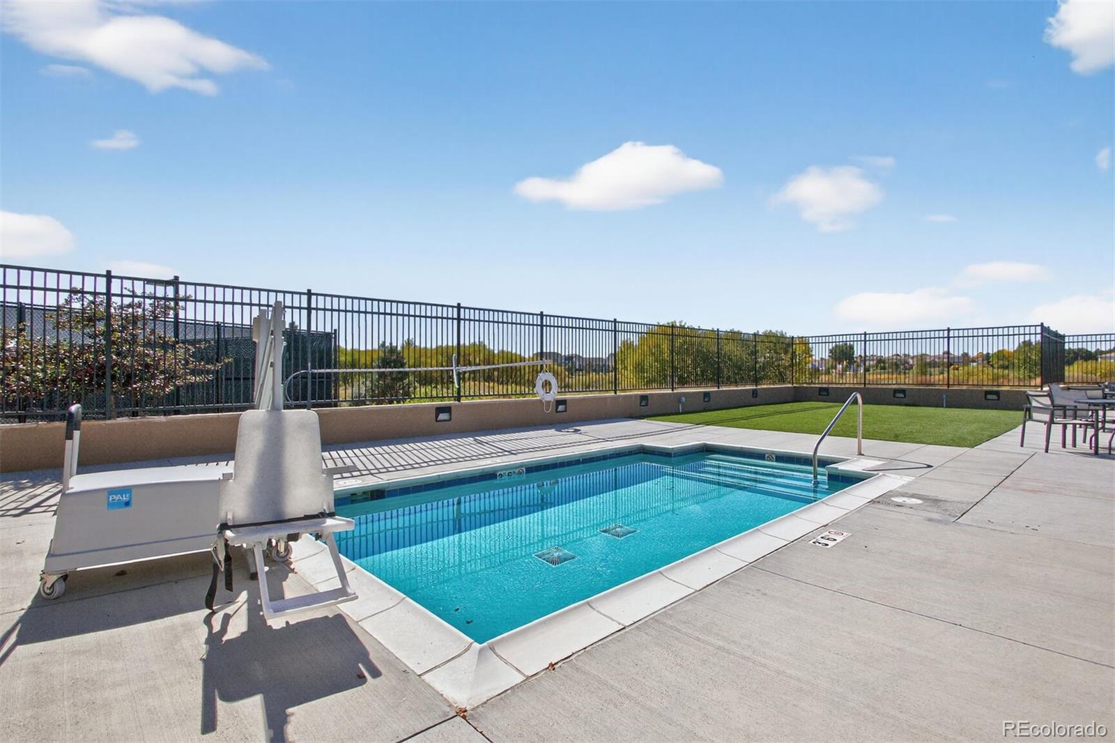 5136 N Quemoy Court Aurora CO 80019